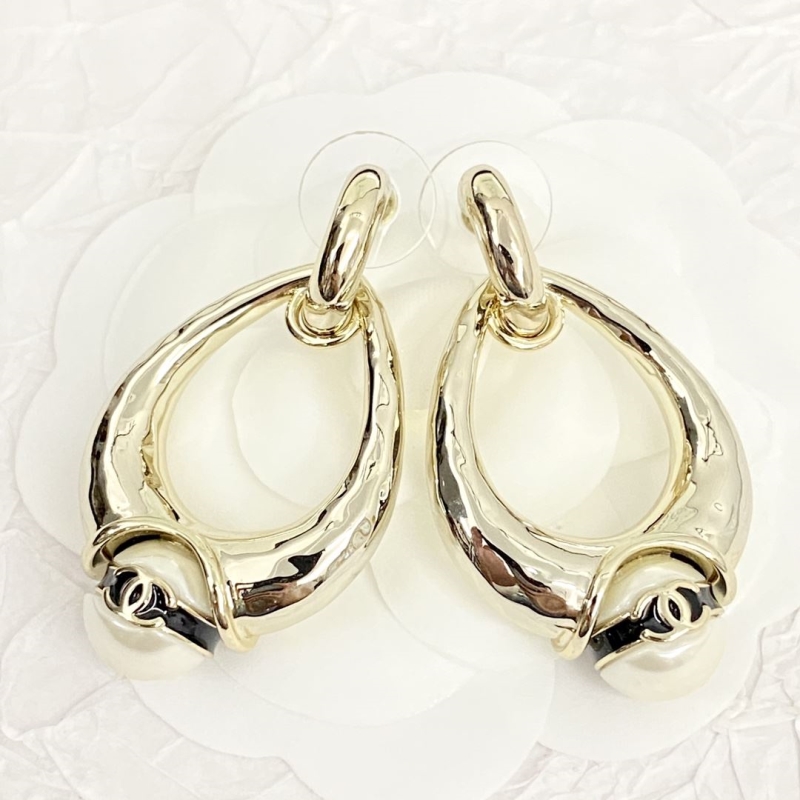 Ch**el earrings